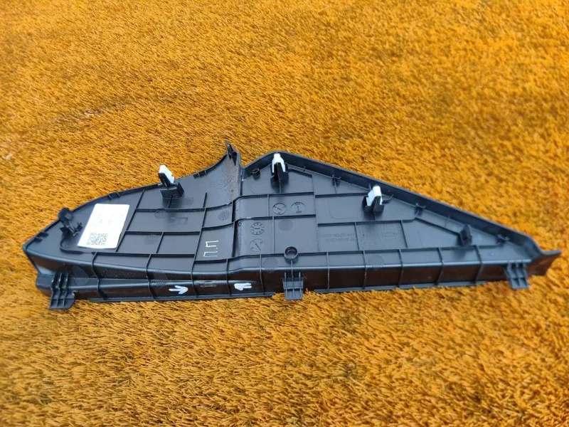 Накладка торпедо