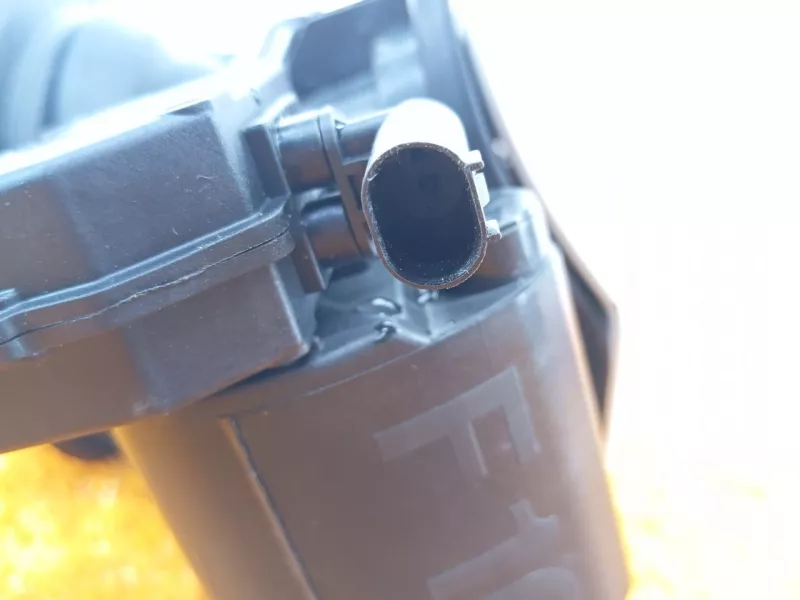 Лючок Бензобака