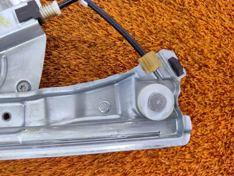 Стеклоподъемник