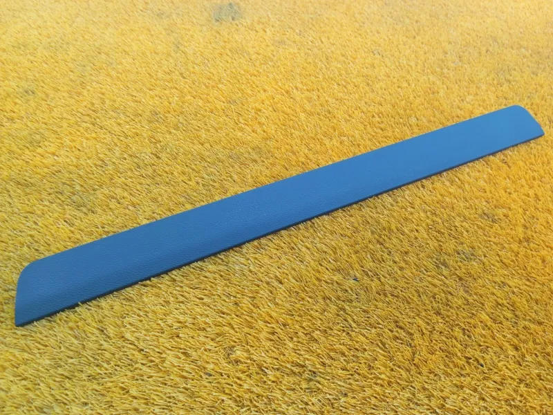 Накладка на торпедо