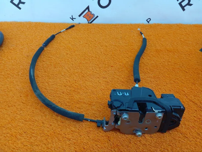 Замок двери