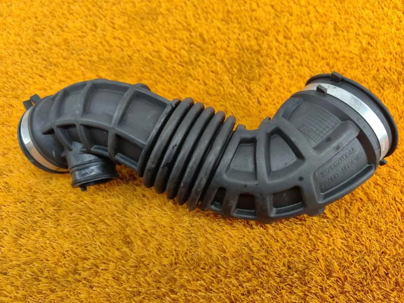 Патрубок воздушного фильтра