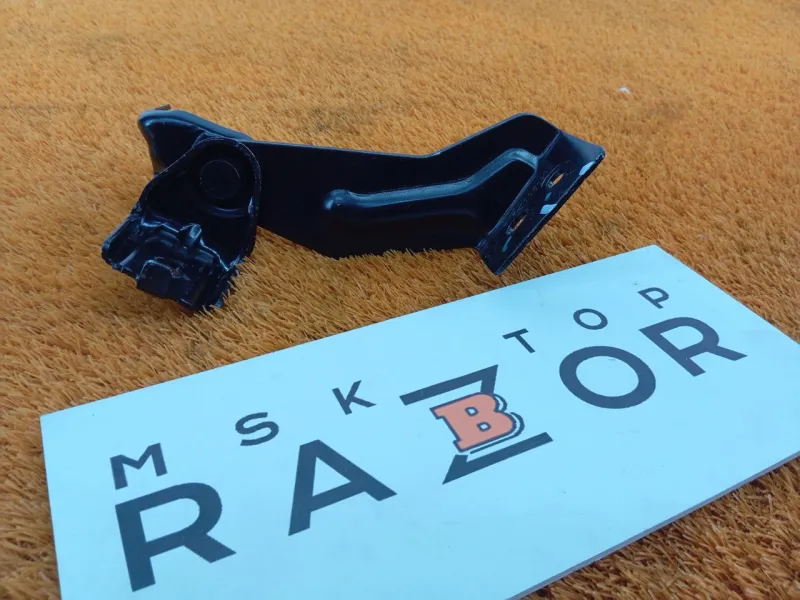 Крепление сиденья