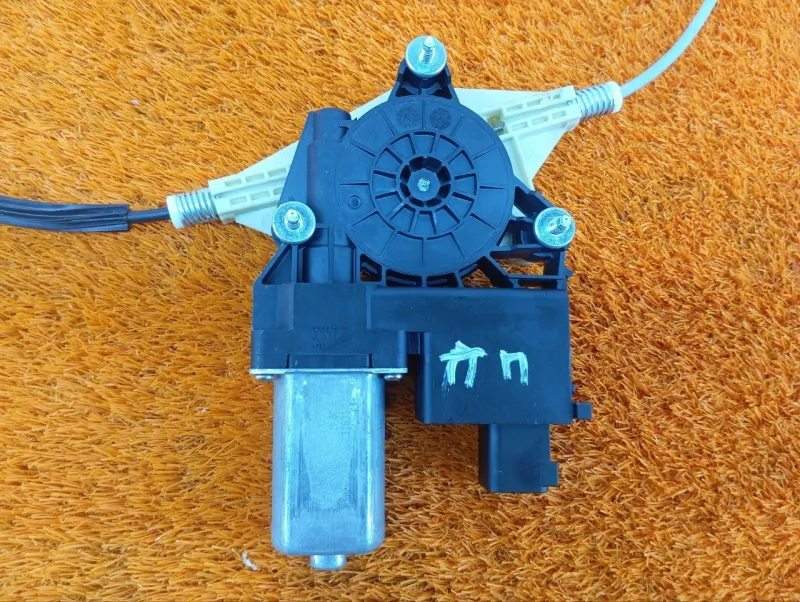 Стеклоподъемник