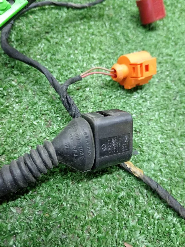 Проводка двери