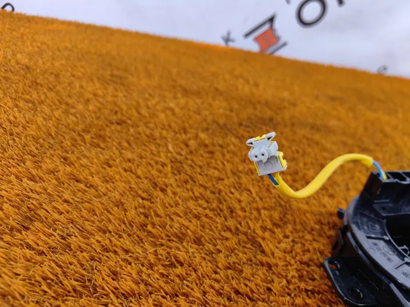 Шлейф подрулевой