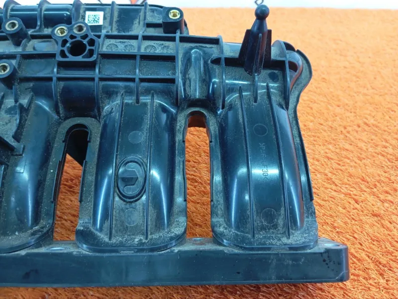 Коллектор впускной