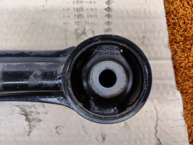 Рычаг подвески