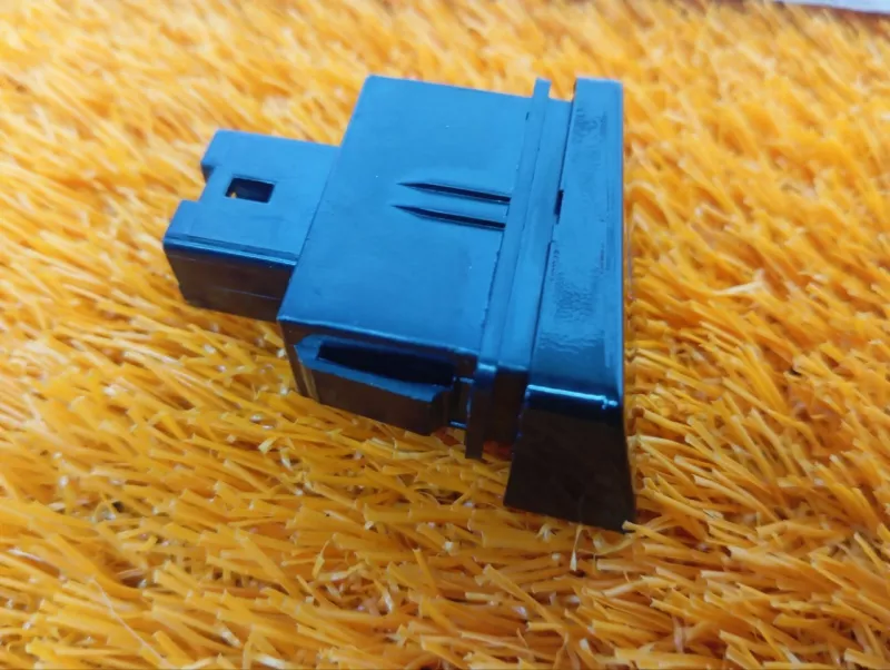 Кнопка аварийной сигнализации