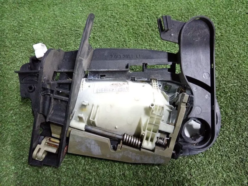 Ручка двери наружняя