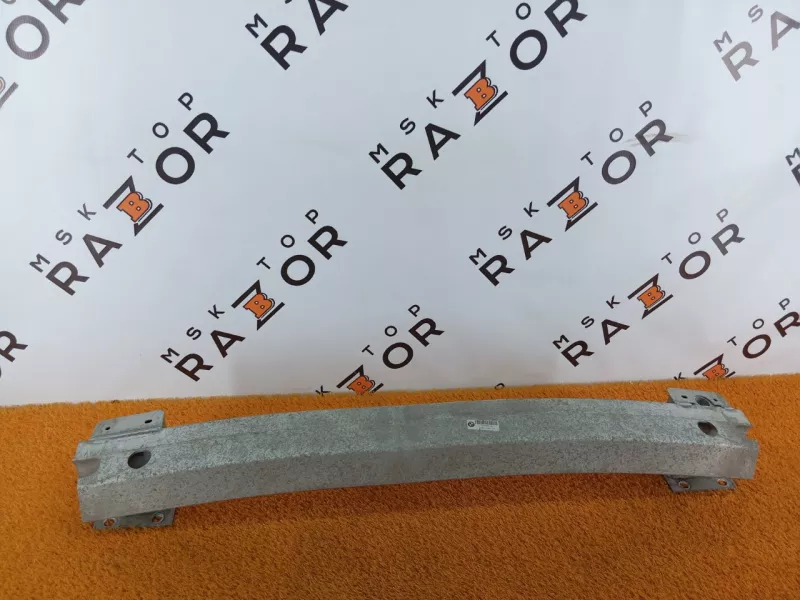 Усилитель бампера