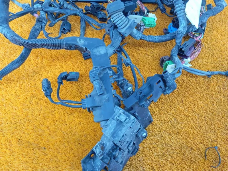 Проводка подкапотная