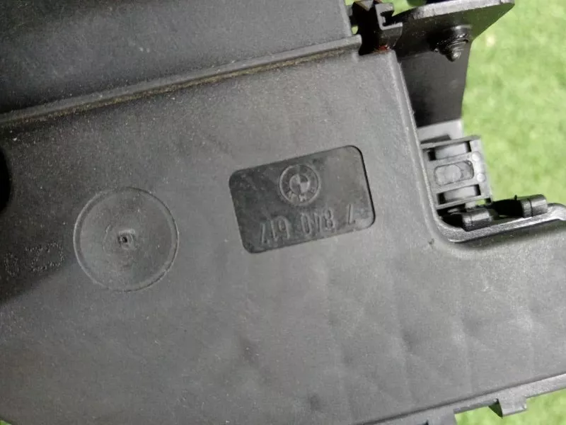 Замок багажника