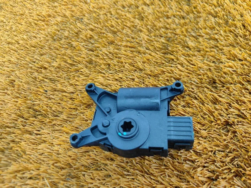 Сервопривод заслонок печки Changan UNI-V 2023 8116010PT01