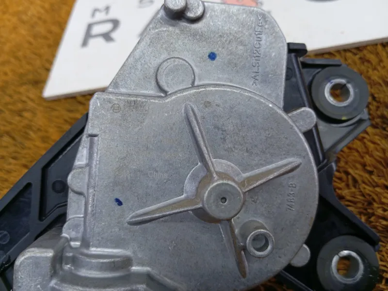 Моторчик стеклоочистителя