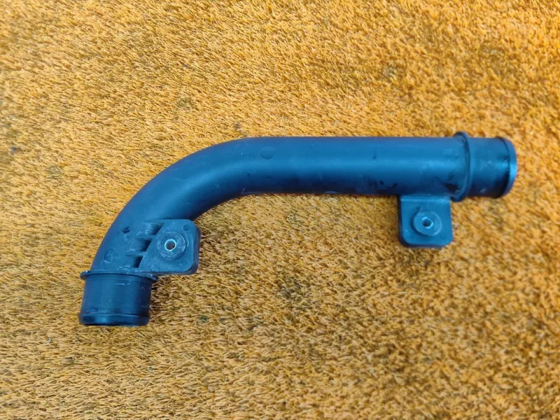 Патрубок интеркулера