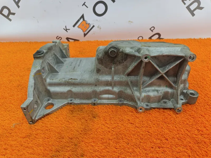 Поддон двигателя