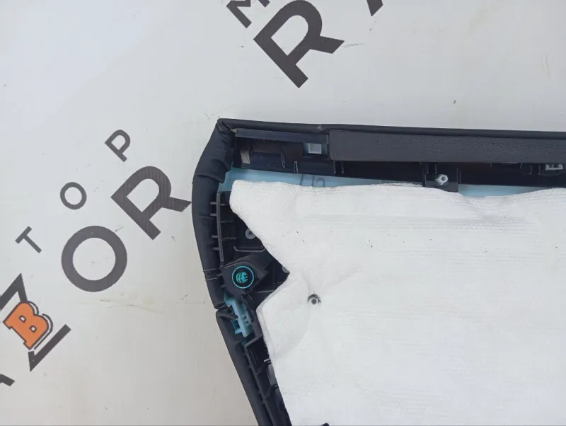 Обшивка двери