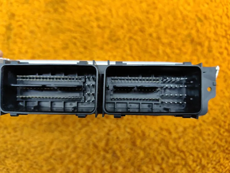 Блок управления двигателем