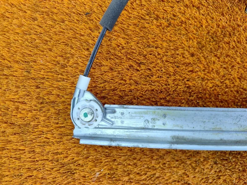 Стеклоподъемник