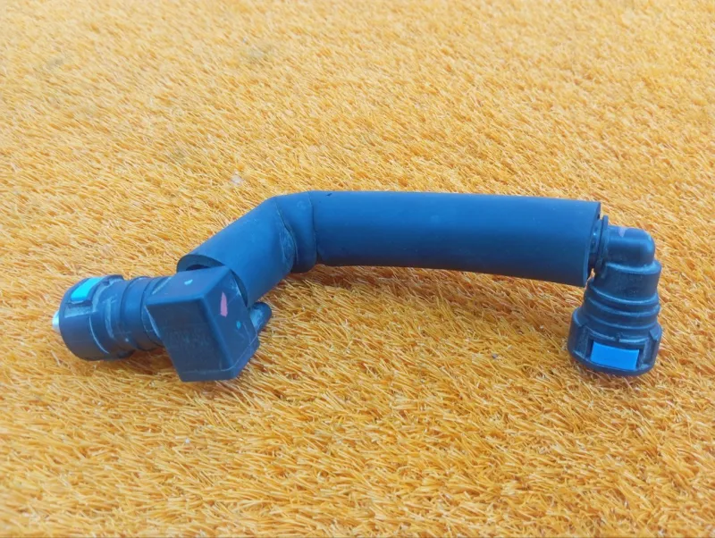 Трубка картерных газов