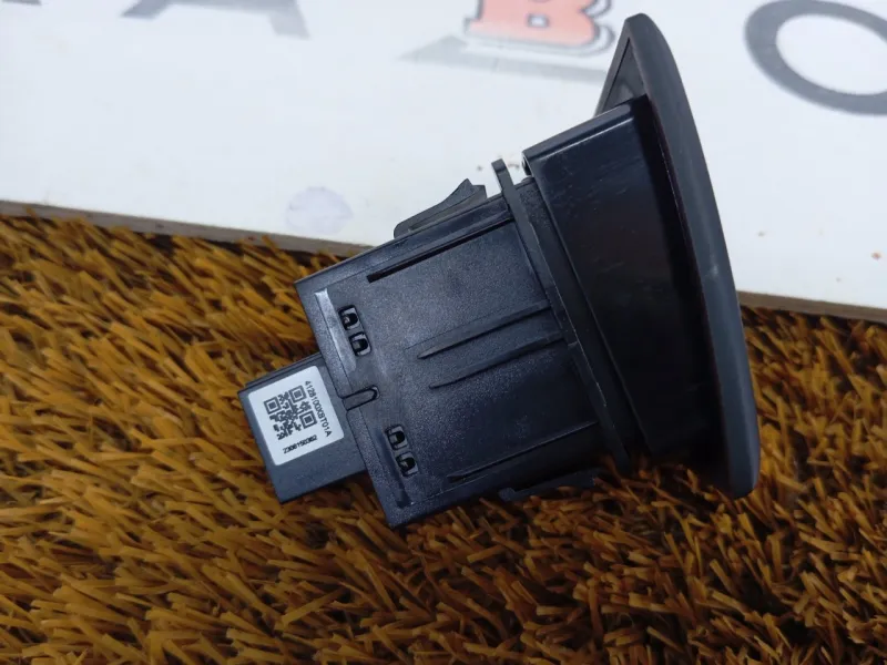 Кнопка аварийной сигнализации