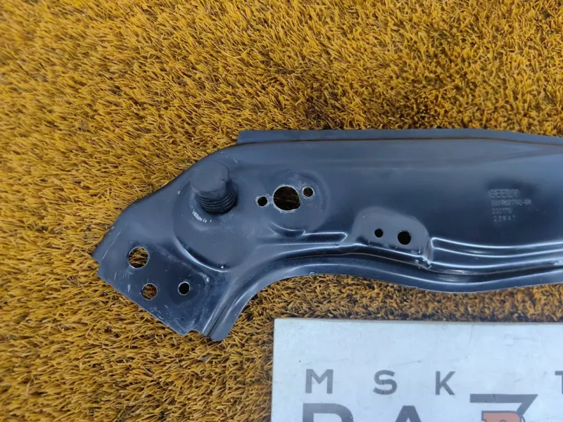 Крепление фары