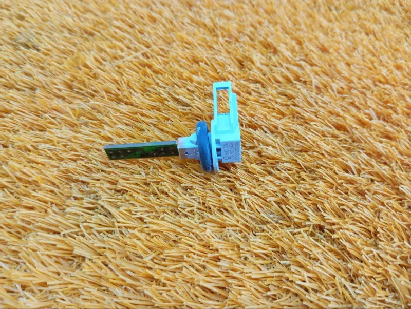 Датчик температуры воздуха в салоне