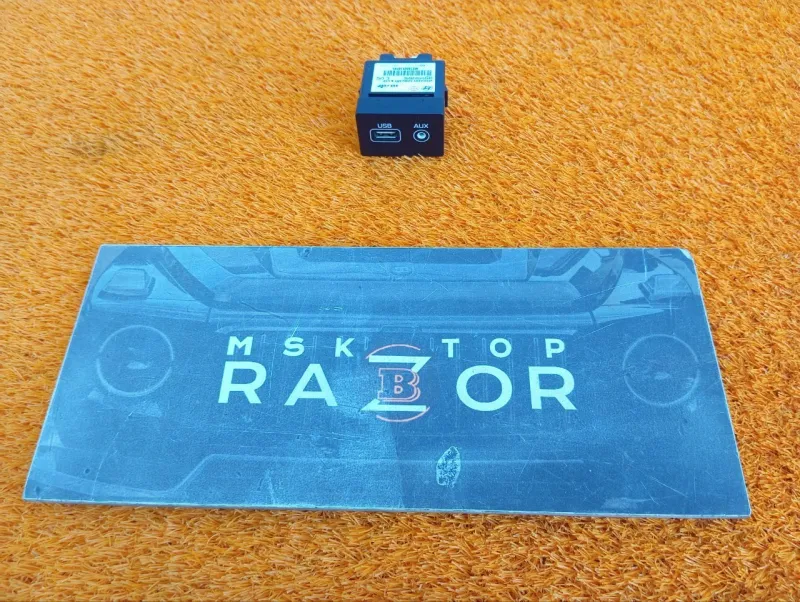 Разъем USB+AUX