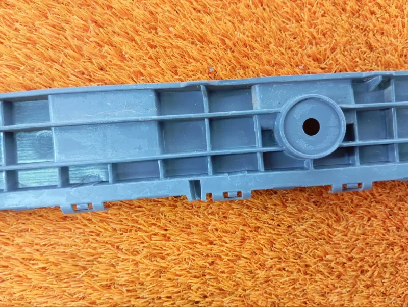 Кронштейн бампера