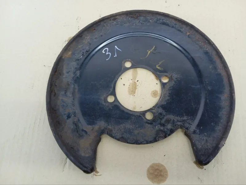 Пыльник тормозного диска