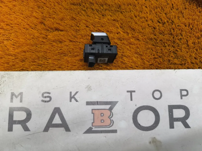 Кнопка стеклоподъемника