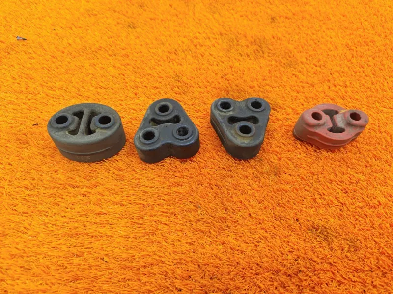 Крепление глушителя