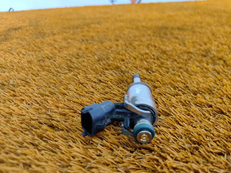 Форсунка топливная