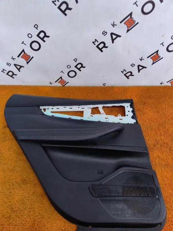 Обшивка двери