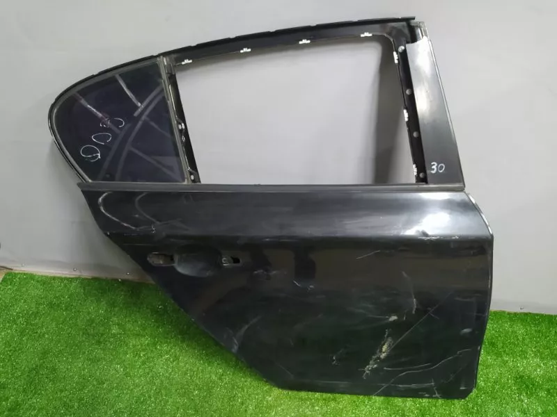 Дверь BMW 1-Series 2005 41527191018 E87, задняя правая