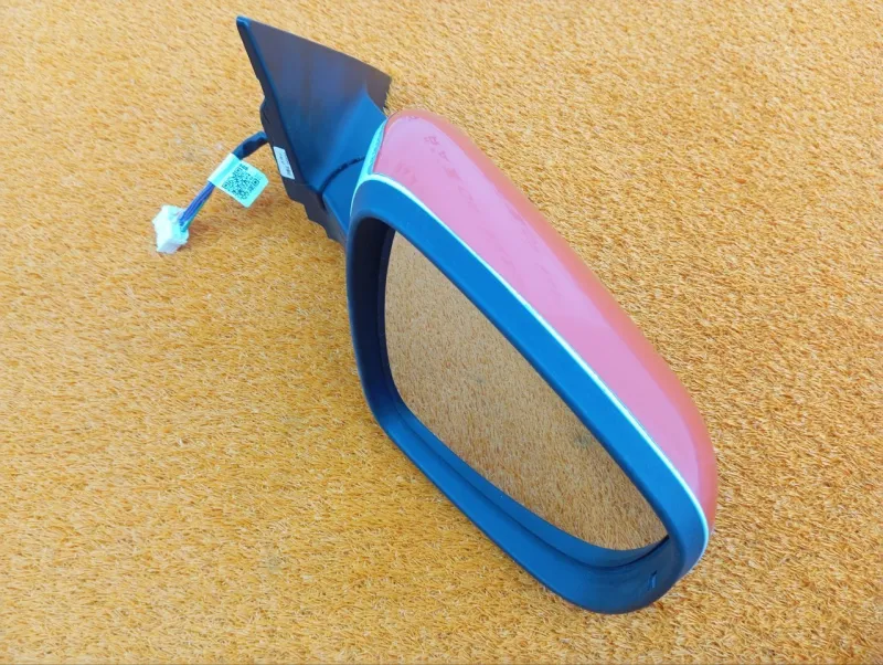 Зеркало боковое