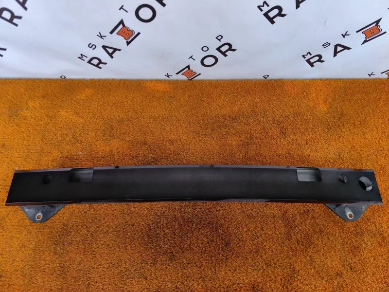 Усилитель бампера