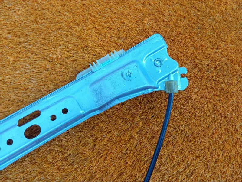 Стеклоподъемник