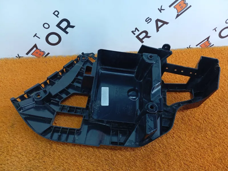 Крепление бампера