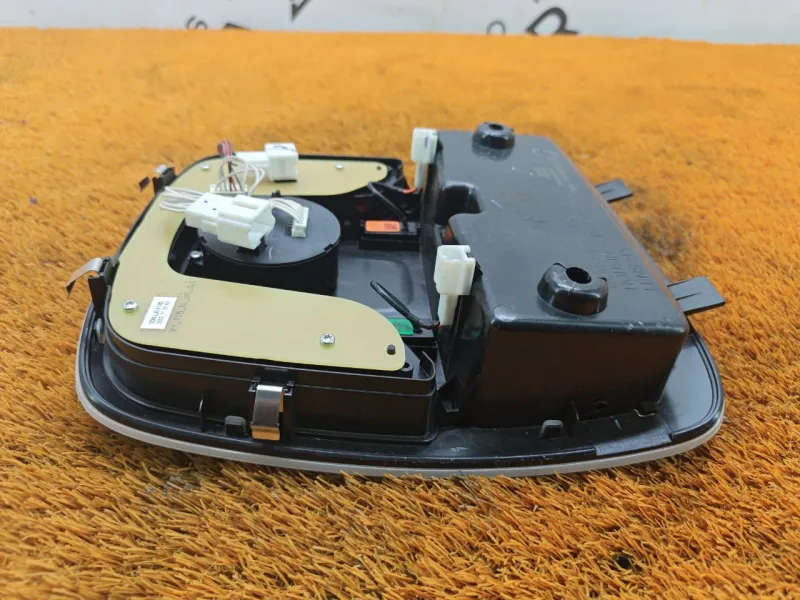 Плафон салона