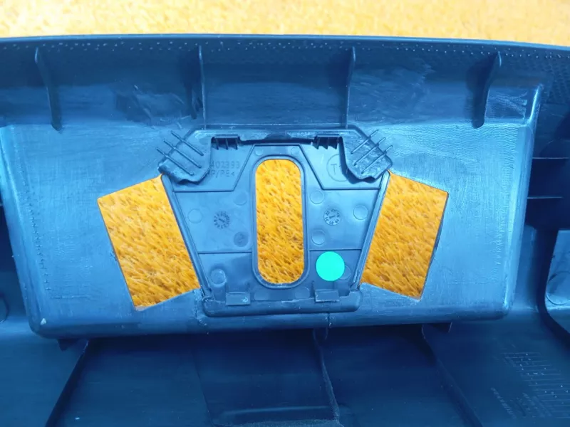 Обшивка багажника