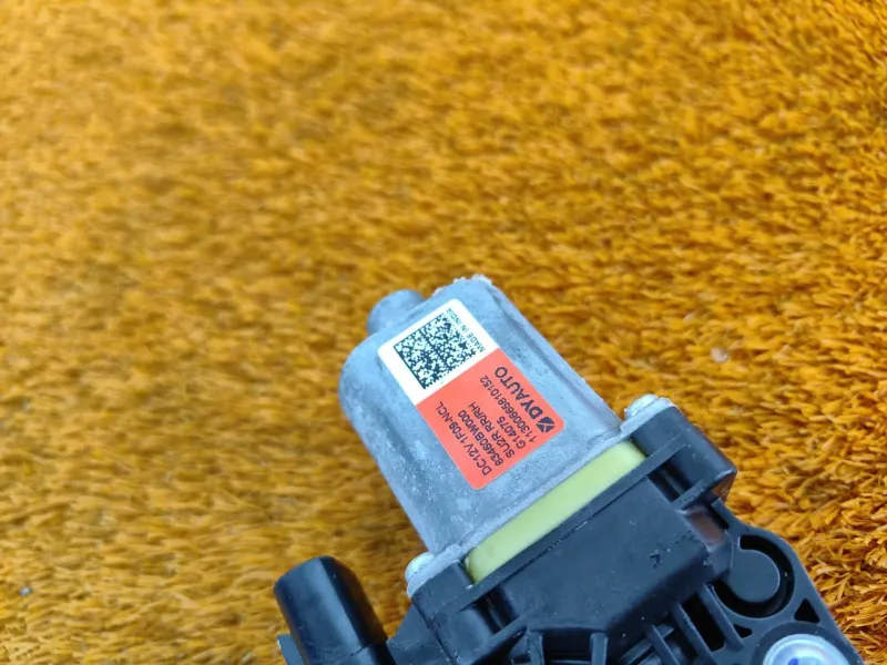 Стеклоподъемник