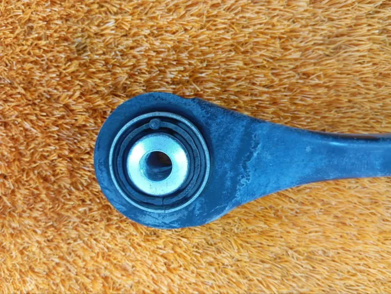 Рычаг подвески