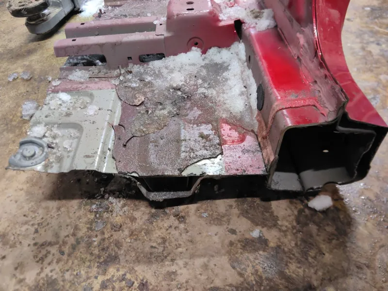 Порог с центральной стойкой