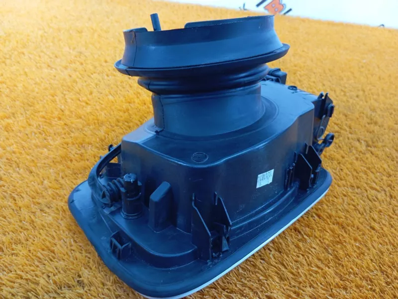 Лючок Бензобака