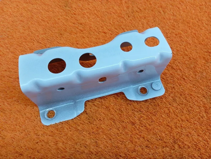 Усилитель торпедо Chery Tiggo 7 PRO 2023 T155300214 SQRE4T15C, передний правый