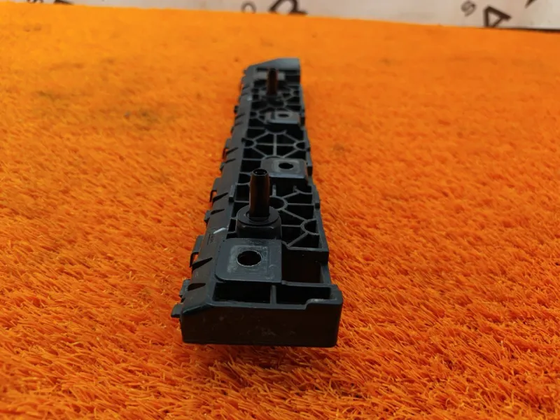 Крепление бампера