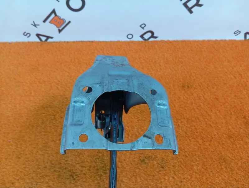 Педаль тормоза