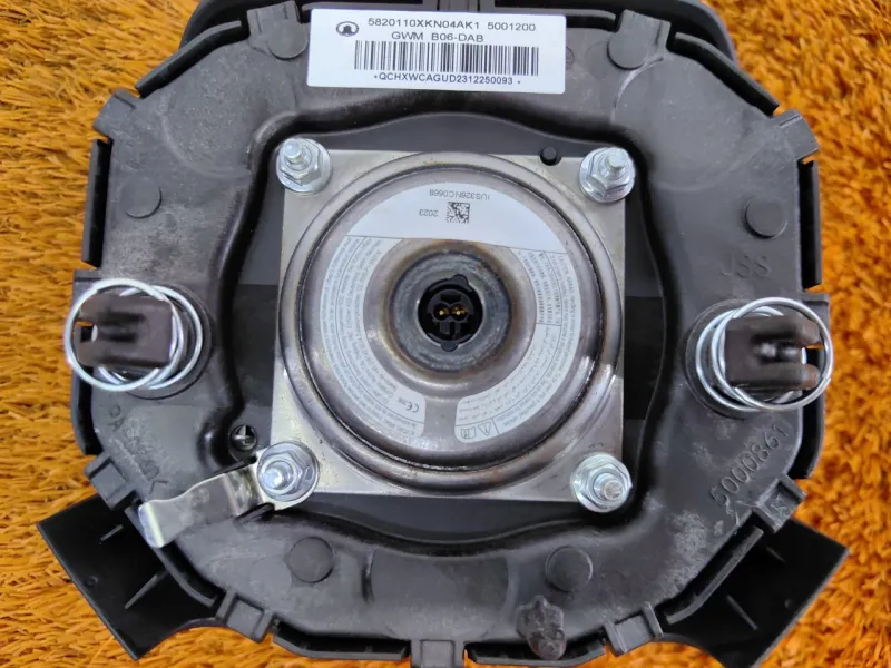 Подушка безопасности в руль